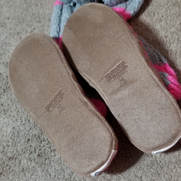 SOLD-Warm+Cozy-VICTORIA'S SECRET Pink Grey Striped Pom Knitted MukLuk Slippers - Picture 7 of 8